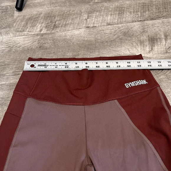 GYMSHARK Legacy Euphoria Leggings in Mauve / Red / Pink Size Small - Raw Hem - Picture 2 of 5